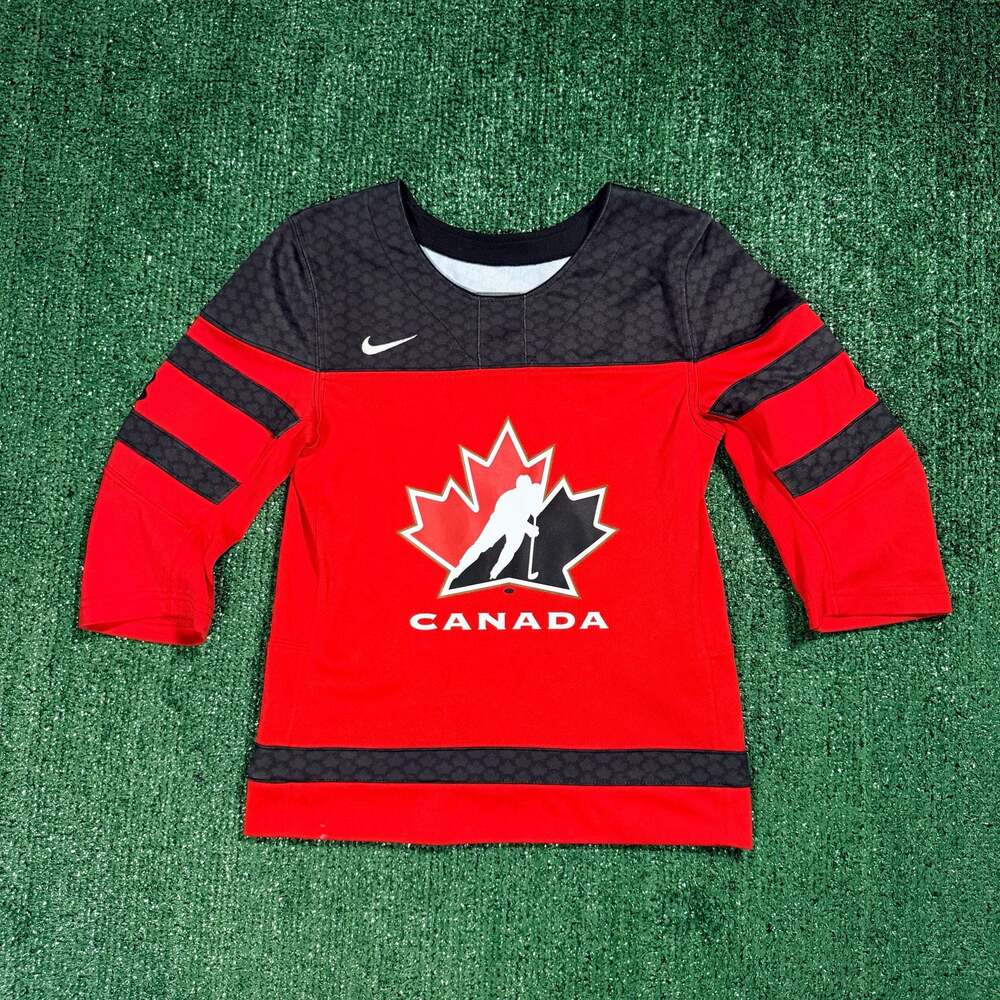 Kids Nike IIHF Red Canada Hockey Team Replica Jersey Size 4